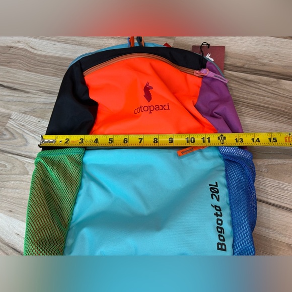 Cotopaxi NWT Bogotá 20L Daypack Backpack Hiking Colorful - Picture 10 of 10